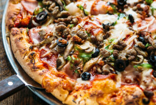 Saved by the Slice How a Pizza Delivery Turned My Night Around